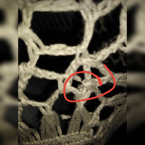 Bcbgmaxazria beige crochet top size M - Picture 6 of 8